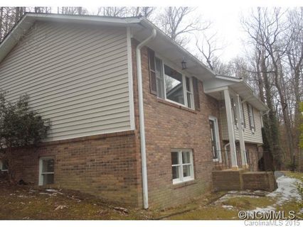108 Creekstone Lane