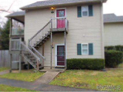 118 S Park Ln sold condo in Park Lane Townhomes, Black Mountain, NC