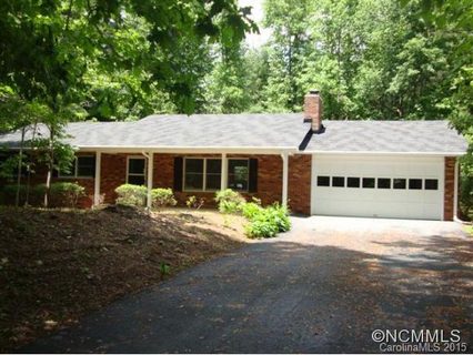 351 Mockingbird Dr sold home in Statonwoods, Hendersonville, NC