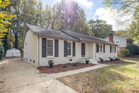 2314 Knickerbocker Drive sold home in East Forest, Charlotte, NC