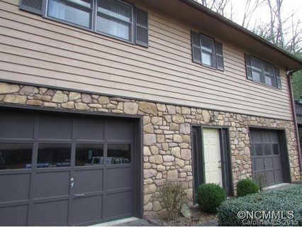 121 View De Lake Drive