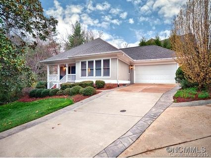 11 Creekside Way