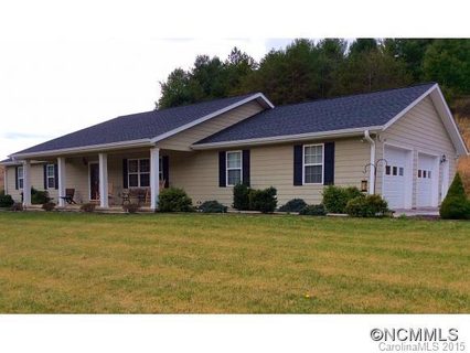 11 Clear View Drive sold home in Clearview Estates, Mars Hill, NC
