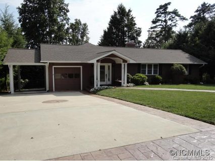 3 Pine Acre Boulevard sold home in Lake View Park, Asheville, NC