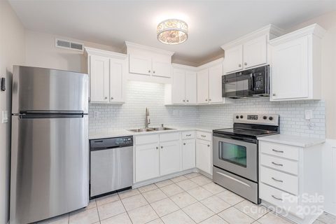 1778 Hunters Trail