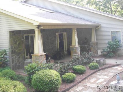 794 Moss Drive