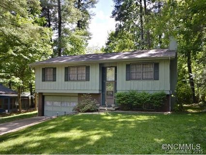 5 Crestbrook Ct sold home in Saint Andrews, Arden, NC