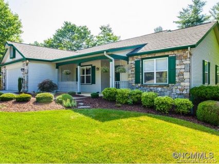 24 Tall Pines Rd