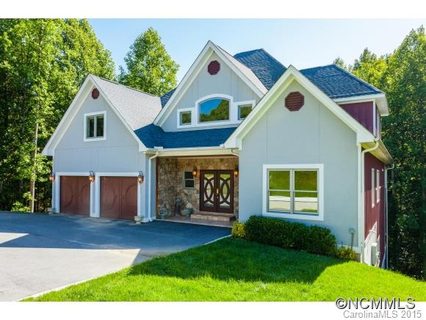 3012 Hickory Nut Trail sold home in Sugar Hollow Farms, Hendersonville, NC