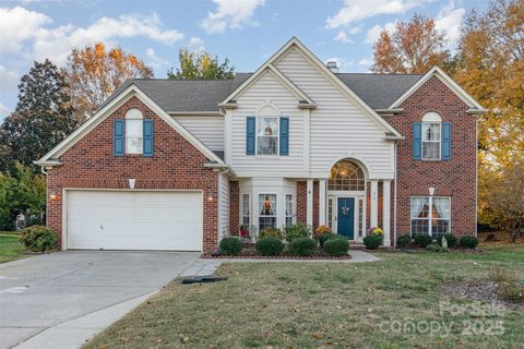 419 Matthews Estates Road sold home in Matthews Estates, Matthews, NC