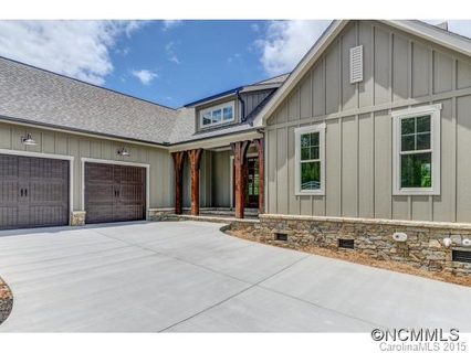 69 Summer Breeze Drive sold home in Grand Highlands Waterford Lake, Fletcher, NC