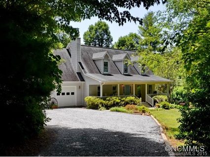 29 Blueberry Lane sold home in Byers Park, Fairview, NC