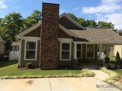 136 Lower Grassy Branch Road sold home in Lower Grassy Branch Cottages, Asheville, NC