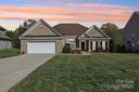 139 Lamplighter Lane sold home in Mooresville, SC