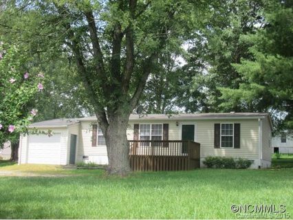 131 Leslie Way sold home in Dara Acres, Hendersonville, NC