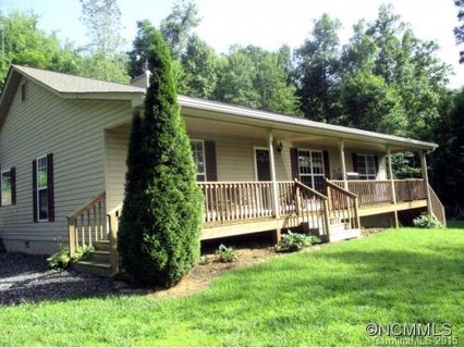 860 Safari Drive sold home in Wildcat Cove, Sylva, NC