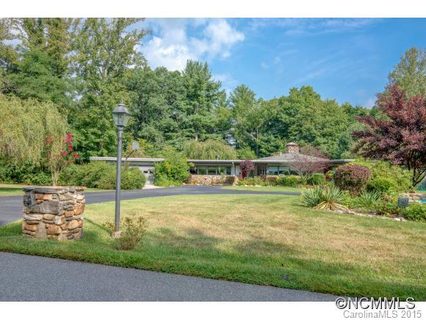 104 White Oak Circle sold home in Meadowbrook, Black Mountain, NC