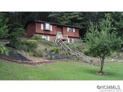 735 Nellie John Dr