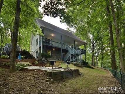 44 Pleasant Hill Circle sold home in Fairway Hills, Waynesville, NC