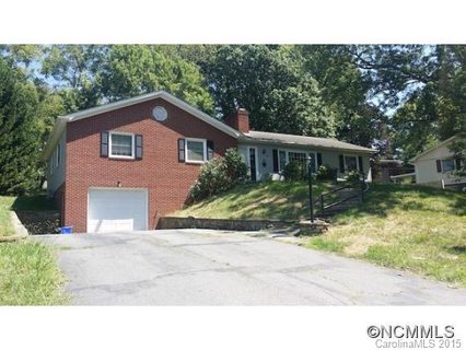 30 Jarnaul Ave sold home in Beaver Lake, Asheville, NC