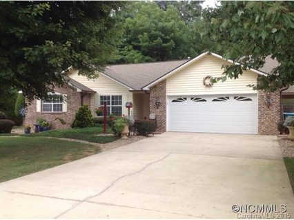 3229 Brightwater Farm Rd sold home in Brightwater Farms Est, Hendersonville, NC