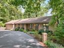 725 Greenwood Drive sold home in Hendersonville, SC