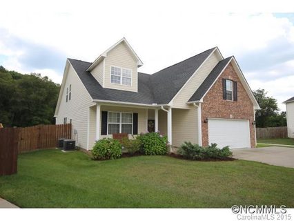 413 Wildbriar Road sold home in The Cove, Fletcher, NC