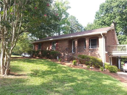 3098 Walter Drive