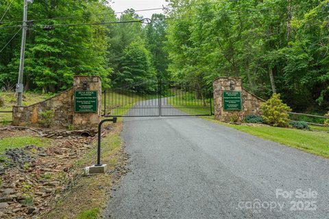 999 Bear Springs Road sold home in Bear Ridge, Bakersville, NC