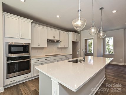 921 Archway Lane active townhome in Archer Row, Charlotte, NC