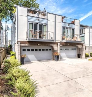 Previously sold for $530,000