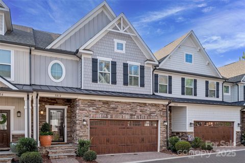 5812 Barrowlands Court sold townhome in Sharon Arbors, Charlotte, NC