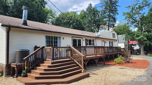 1235 Sulphur Springs Road active home in Bessie Atkins, Waynesville, NC