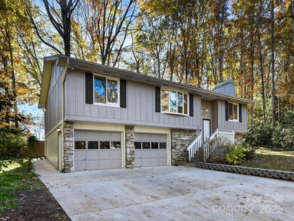 6 Turnberry Place sold home in Turnberry, Arden, NC