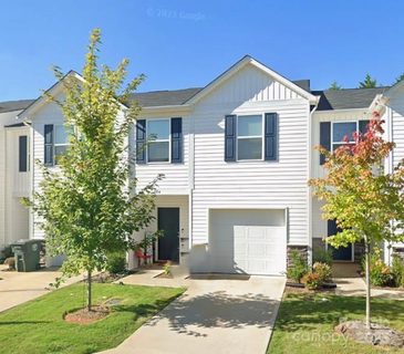 1354 Cypress Loop sold townhome in Oak Ridge Townhomes, Newton, NC