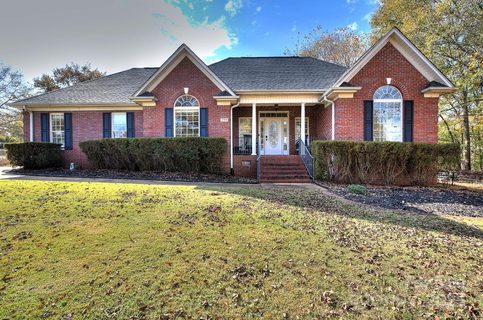 299 Sequoyah Drive sold home in Sequoyah Vineyards, Chesnee, SC