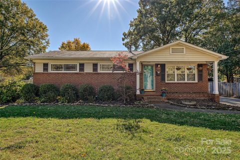 1514 Briarfield Drive