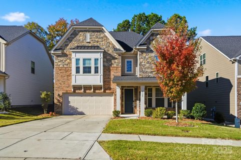 4325 Hunton Dale Road sold home in Hunton Forest, Concord, NC