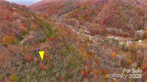 82 Davey Crockett Road active land listing in Wildflower Ridge, Fairview, NC
