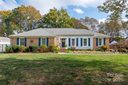 14200 Springwater Drive sold home in Matthews, SC