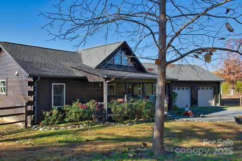 543 Moonlight Pass