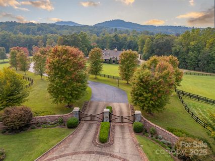 Lot 20 Mapleton Lane sold home in Derbyshire, Columbus, NC