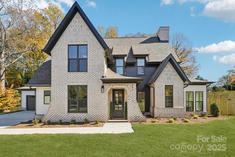 Previously sold for $1,699,900