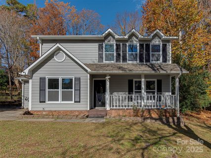 7413 Lockmont Drive sold home in Idlewild Woods, Charlotte, NC