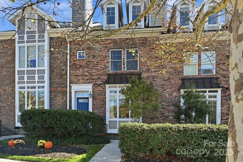 329 Spring Street sold townhome in Walnut Grove, Davidson, NC