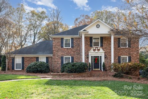 2715 Wamath Drive sold home in Sharon Woods, Charlotte, NC