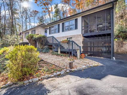 Homes in Long John Mt Estates, Hendersonville