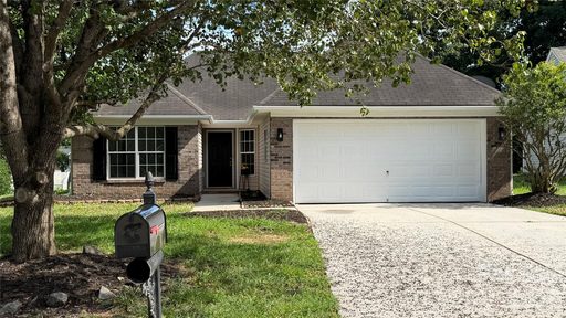 1005 Ladybank Court active home in Brandon Oaks, Indian Trail, NC