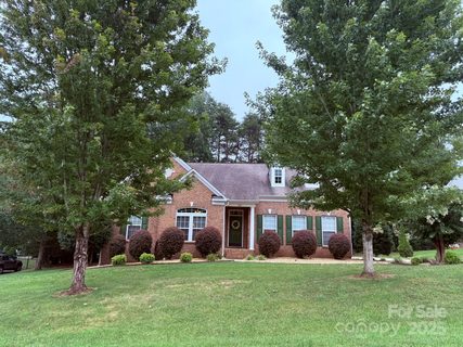 242 Squirrel Lane