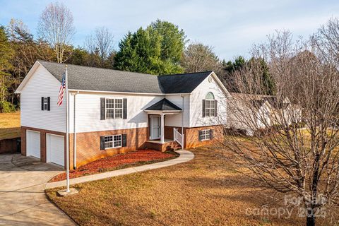 112 Meadowcreek Drive sold home in Meadowcreek, Hudson, NC